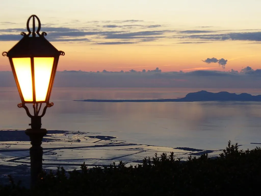 Primo Piano Riccio Locazione Turistica Daire Trapani